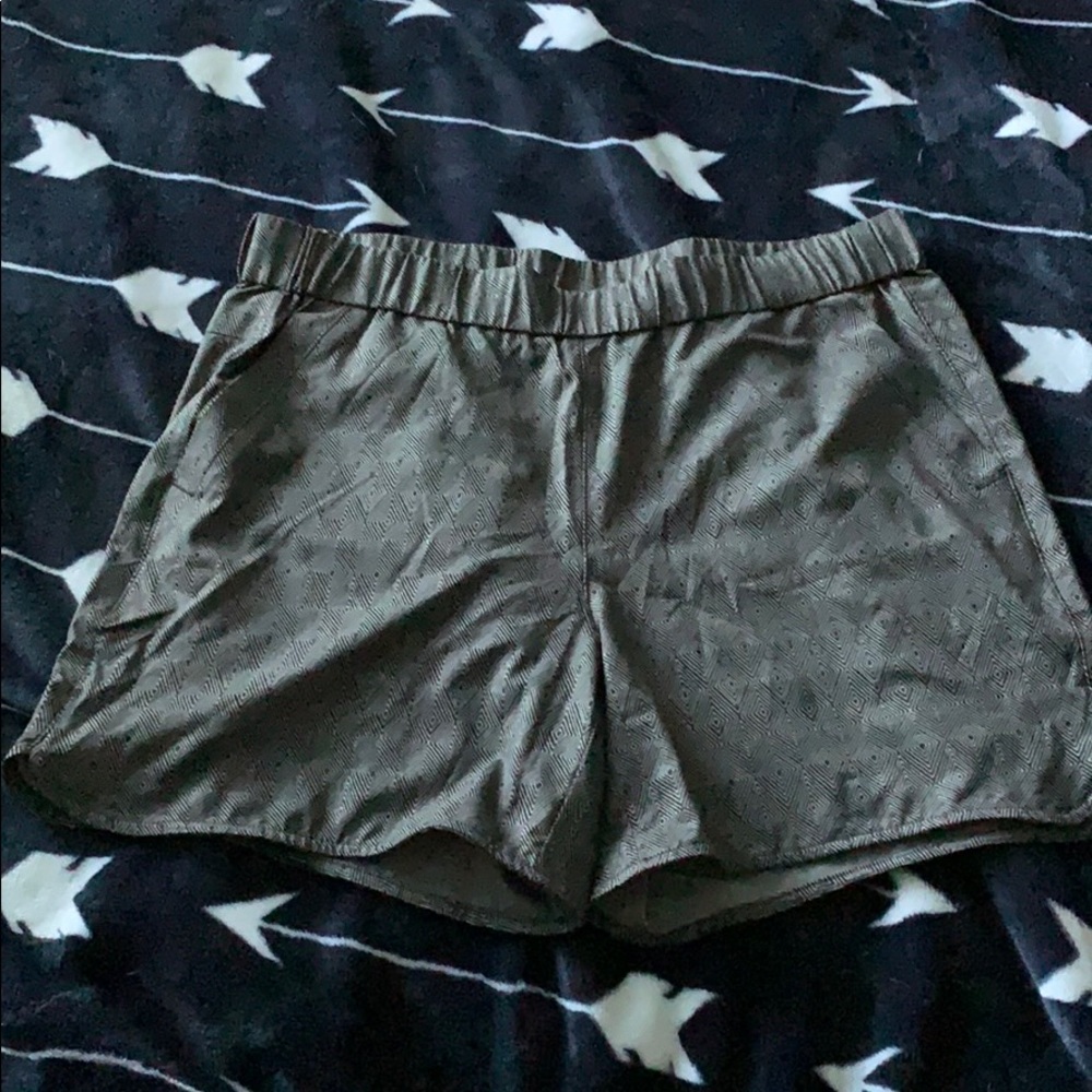 NWT. Eddie Bauer. Flexion Athletic Shorts.
